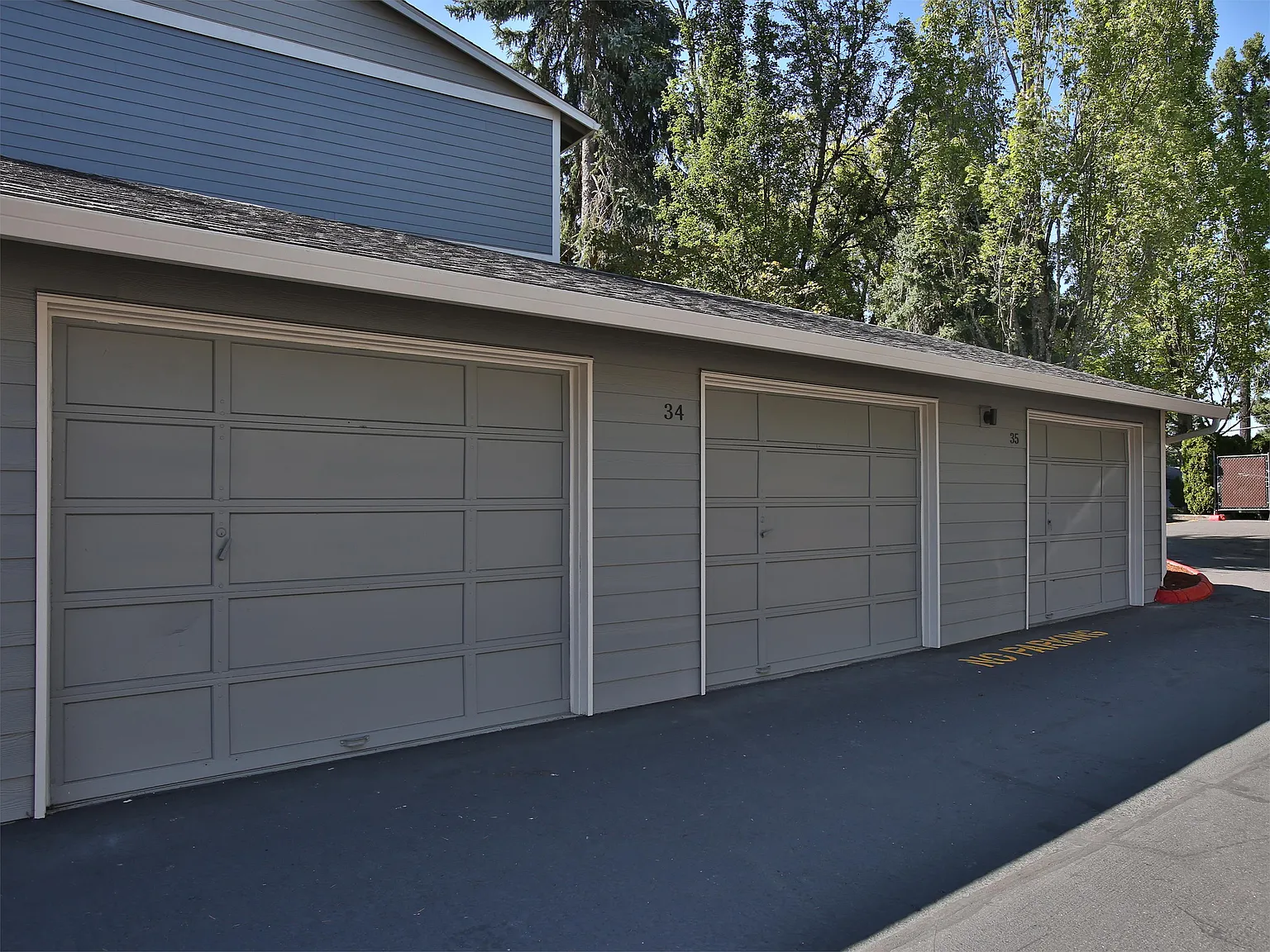 Highland Hills Apartments, LLC - 65 — Photo 4