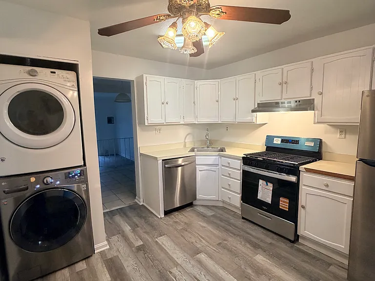 8642 Sumter Ct — Photo 7