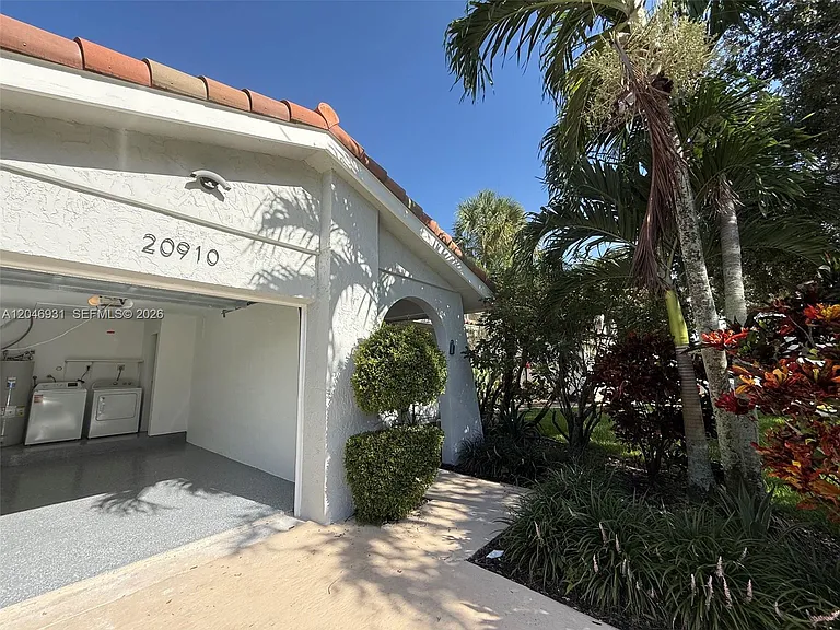 20910 Estada Ln #NA — Photo 8