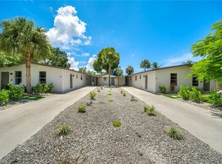 826 108th Ave N, Naples, FL 34108