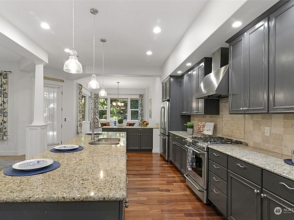 4th image of 6426 37th Lane NW