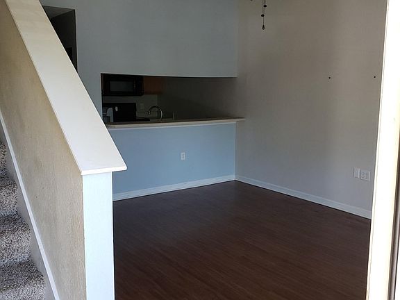 2nd image of 2740 W Tharpe St APT 402