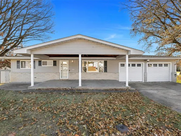 1521 Kingsway Dr, Arnold, MO 63010