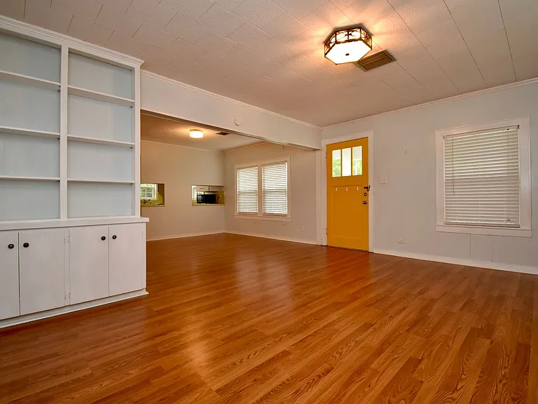 708 Tech Dr — Photo 25