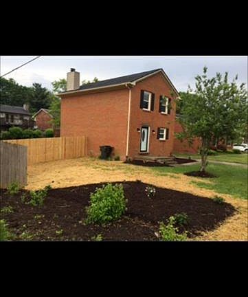 3rd image of 1021 Albert Ln