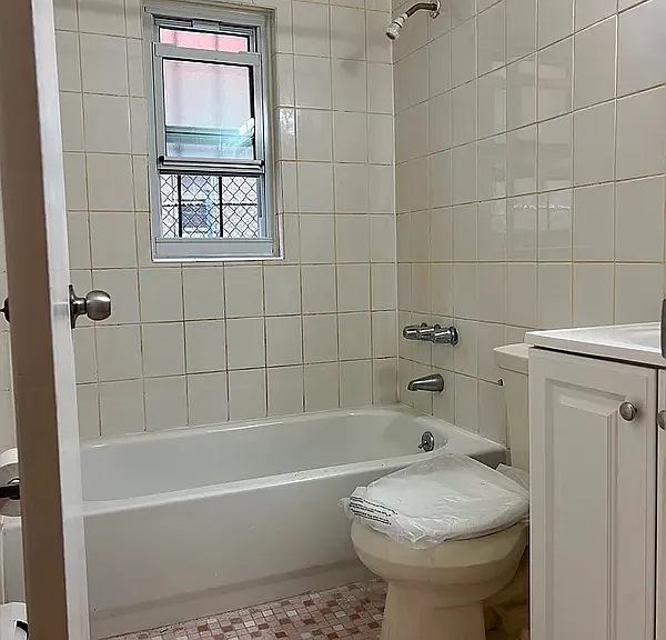 18-20 Bell Blvd #1 — Photo 13