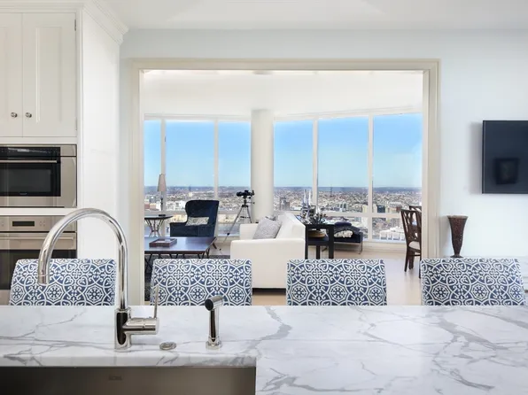 1 Franklin St #5303, Boston, MA 02110