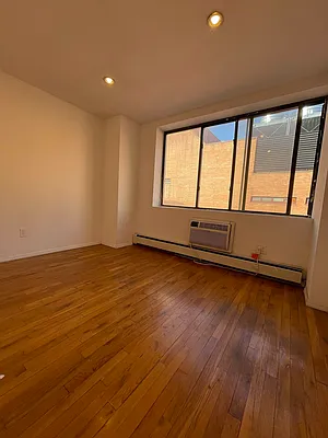 Rented by Charie Properties LLC | media 32