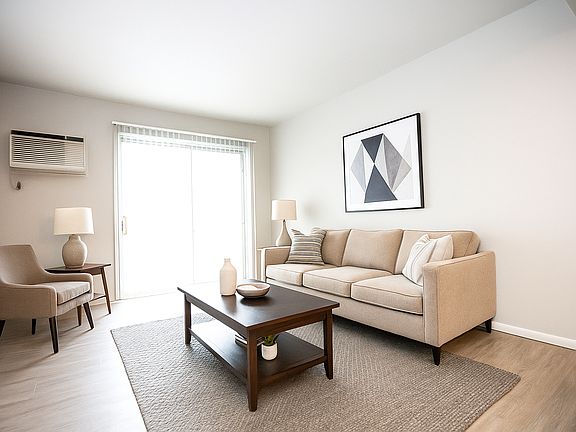 2nd image of 6632 Maplewood Ave APT 216