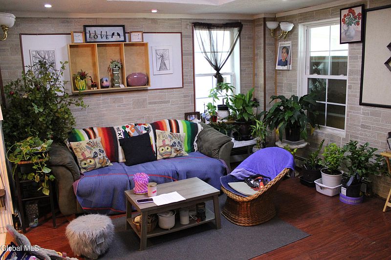 4th image of 1576 4th Street