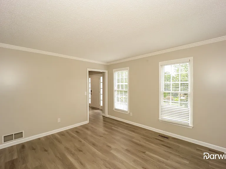 370 Fenbrook Way SW — Photo 6