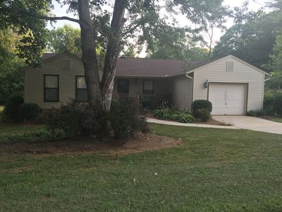 2 Paddock Ln, Greer, SC, 29650