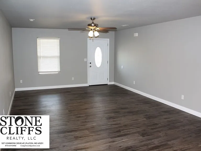 1289 Commons Loop — Photo 7