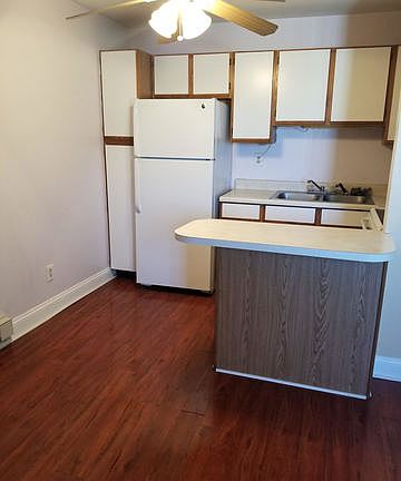 3rd image of 3170 W Monroe St APT 317