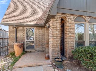 907 Broadmoor St, Amarillo, TX 79106
