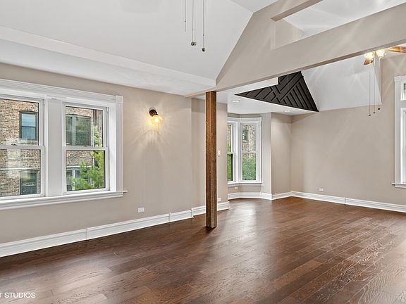 2nd image of 4017 N Kildare Ave #2