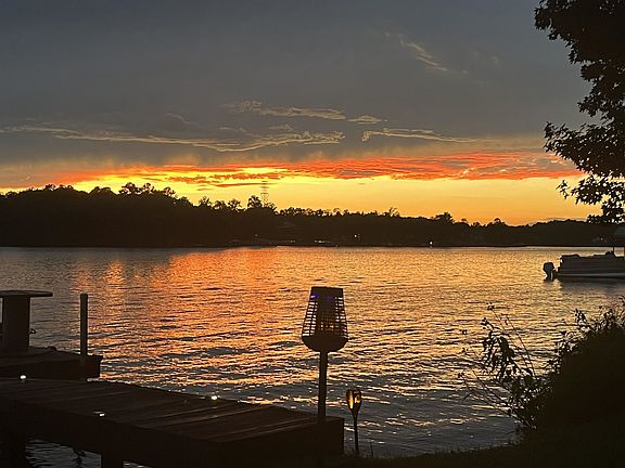 2nd image of 221 Lyman Lake Rd