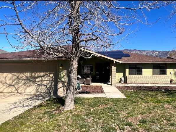 30121 Caddy Ln, Tehachapi, CA 93561