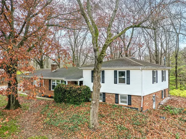 10263 N Meadow Wood Ln, Elwood, IN 46036