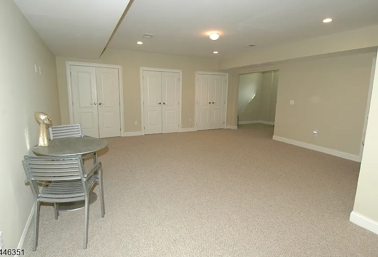 52 Morris Ave #B — Photo 19