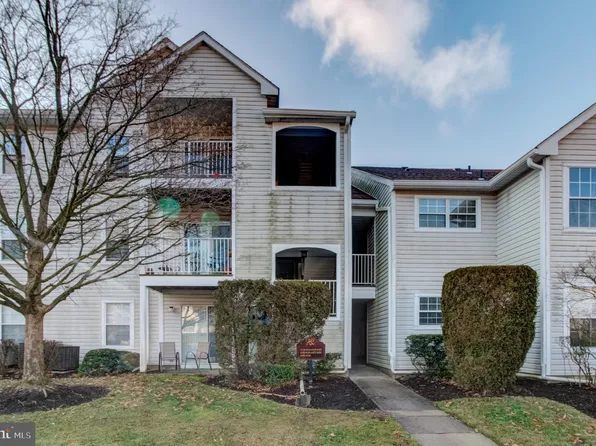 636 Walden Cir, Robbinsville, NJ 08691
