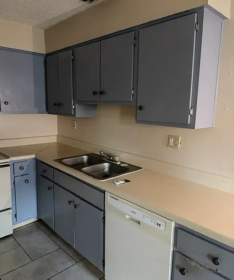 5221 S Bayshore Blvd #54 — Photo 9
