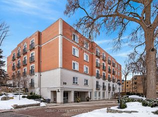 30 Anglesey Blvd #106, Toronto, ON M9A3B5