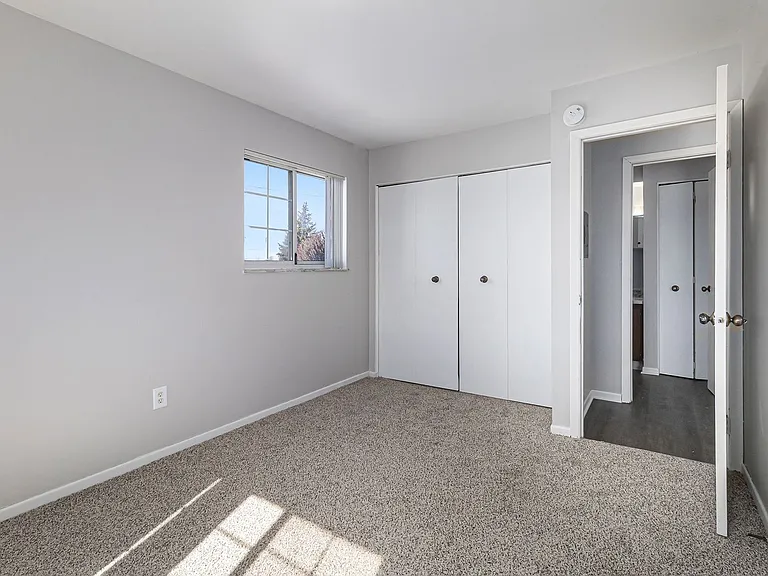 1226 N Hemlock Rd — Photo 16