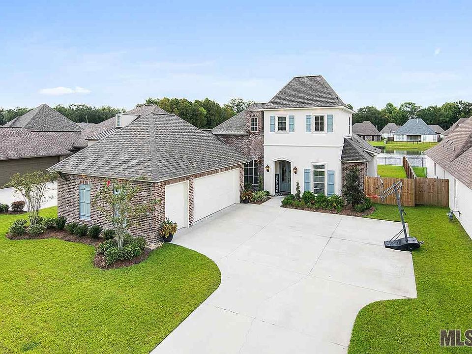 1st image of 37397 Cypress Hollow Ave