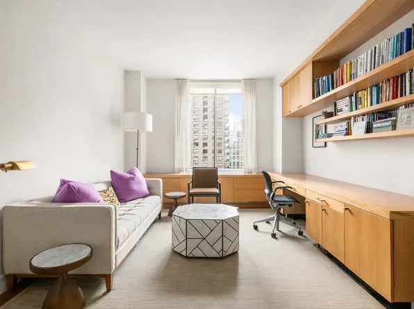 200 Riverside Boulevard image 1 of 13