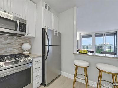 5 Horizon Rd APT 802, Fort Lee, NJ, 07024