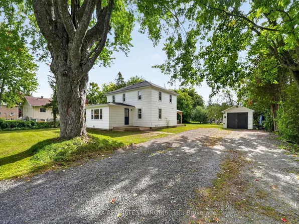 15904 Manning Rd, South Stormont, ON K0C 1M0