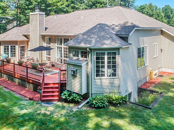3rd image of 13769 Lake Sedge Dr