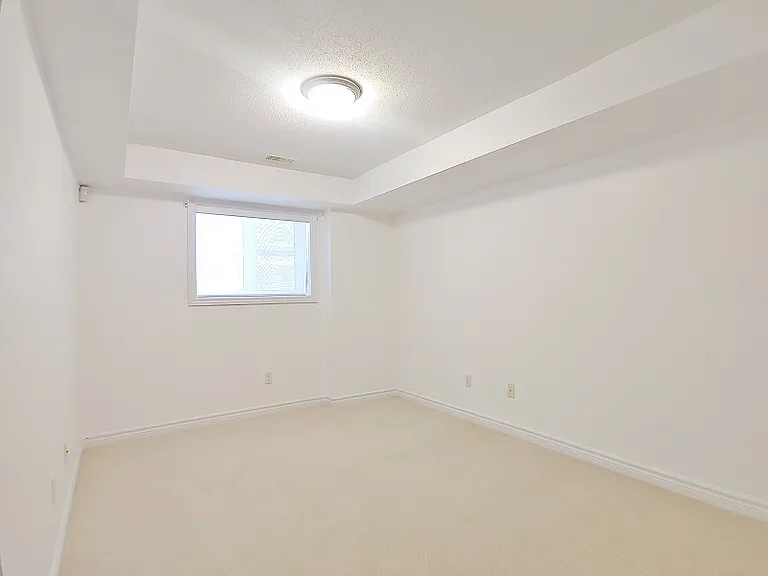 605 Chapman Mills Dr #B — Photo 14