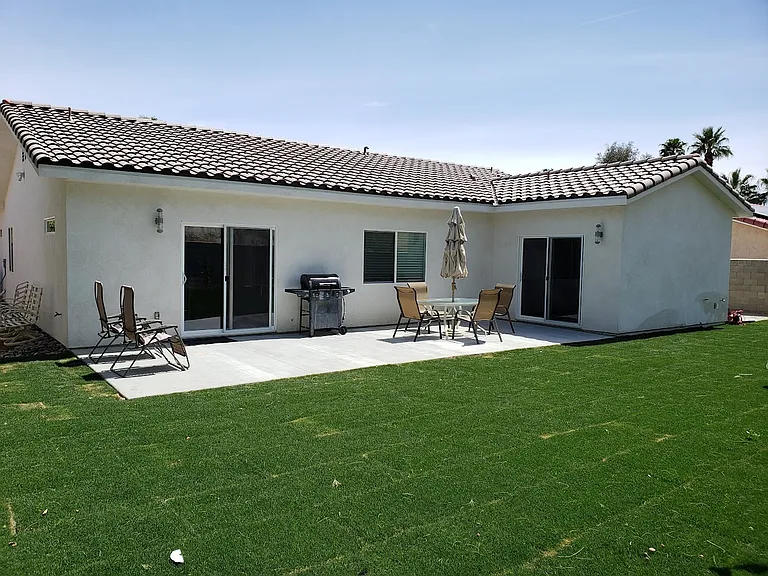 27175 Ventura Dr — Photo 3