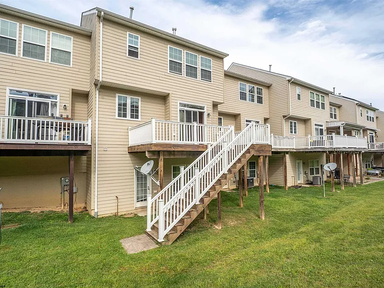 415 Saint Andrews Dr — Photo 30