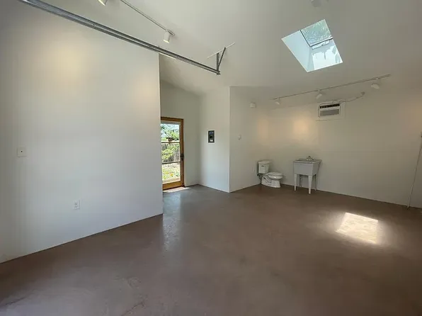 (undisclosed Address), Santa Fe, NM 87501