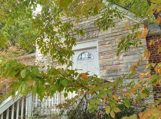 50 Long Forest Dr, Greenville, SC 29617