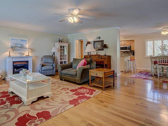 5th image of 12841 Wenlock Dr