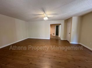 1806 Cedar Shoals Dr, Athens, GA 30605