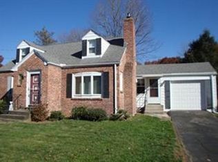 1 Lyn Dr, Granby, MA 01033