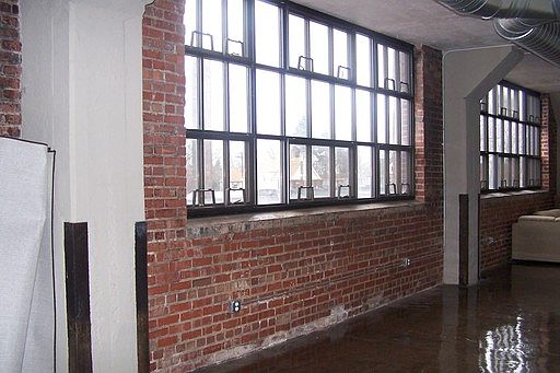 4th image of 3030 E 63rd St APT 213
