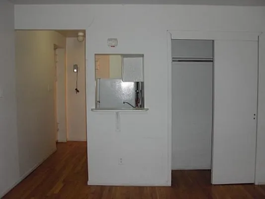 Rented by Rent Manhattan | media 6