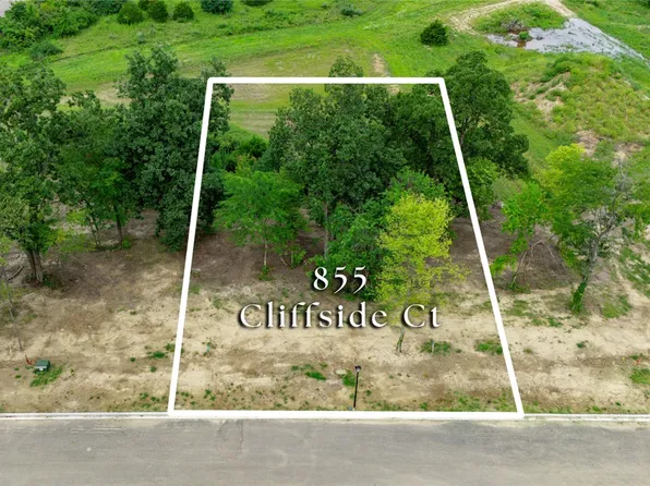 855 Cliffside Dr, Fairborn, OH 45324