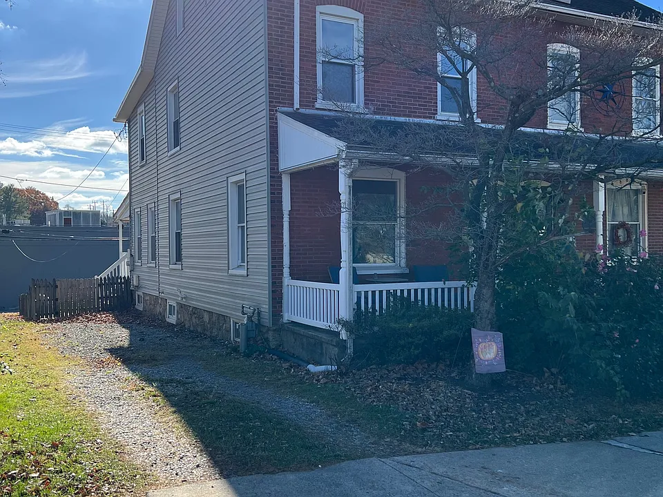 410 Grant Ave