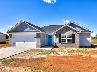 1110 Makayla Ln, Wedgefield, SC 29168