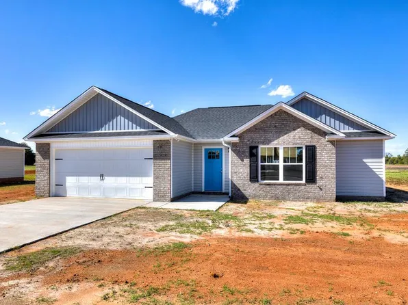 1110 Makayla Ln, Wedgefield, SC 29168