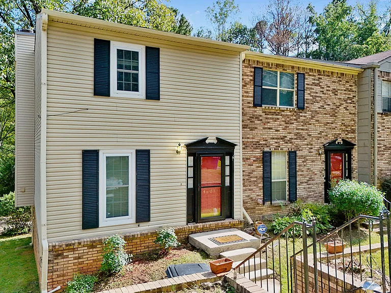 4601 Little River Rd — Photo 1