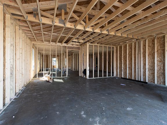 4th image of 812 W Reed St