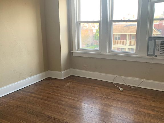 5th image of 3536 Baltimore Ave #6